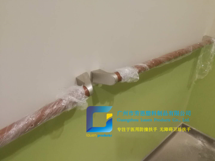 通道走廊無障礙扶手值得關(guān)注的的安裝細(xì)節(jié)要求
