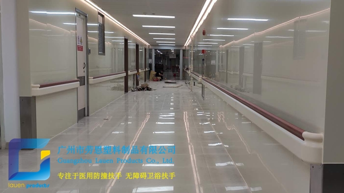 【廣東廣州】防撞扶手是用什么材料生產(chǎn)的？它的特點是什么？
